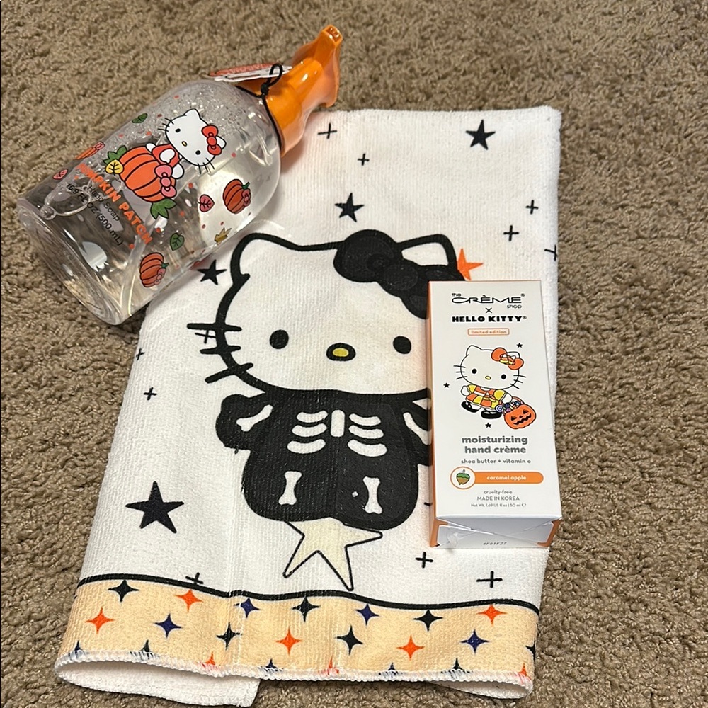 Hello Kitty bundle - Picture 1 of 4